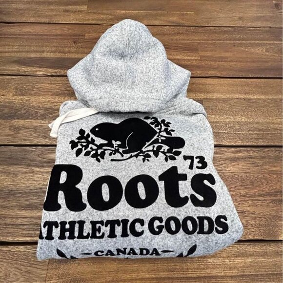 ROOTS gray hoodie. Woman’s size small. New condition. Warm and cozy! - Picture 8 of 10